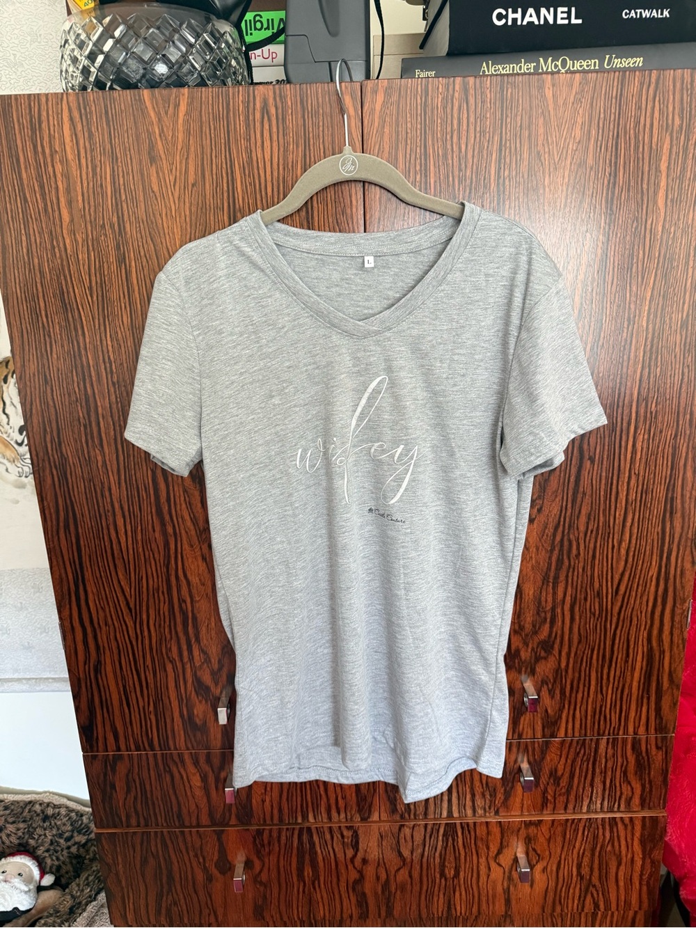 Women’s Grey V-Neck Graphic wifey Tee